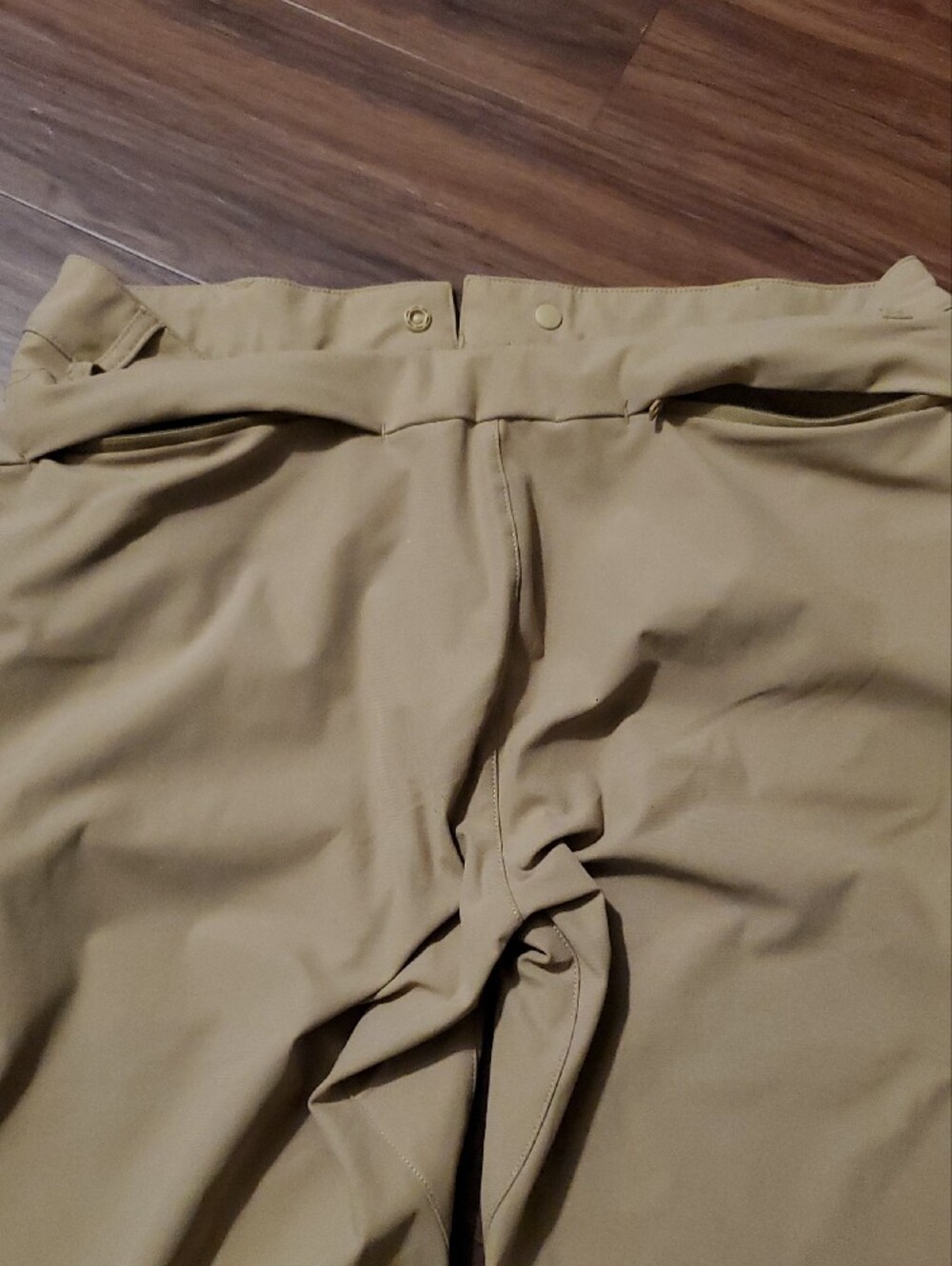 Fabletics Men's Chino Pants in Khaki Tan Zippered Pockets - Picture 10 of 10